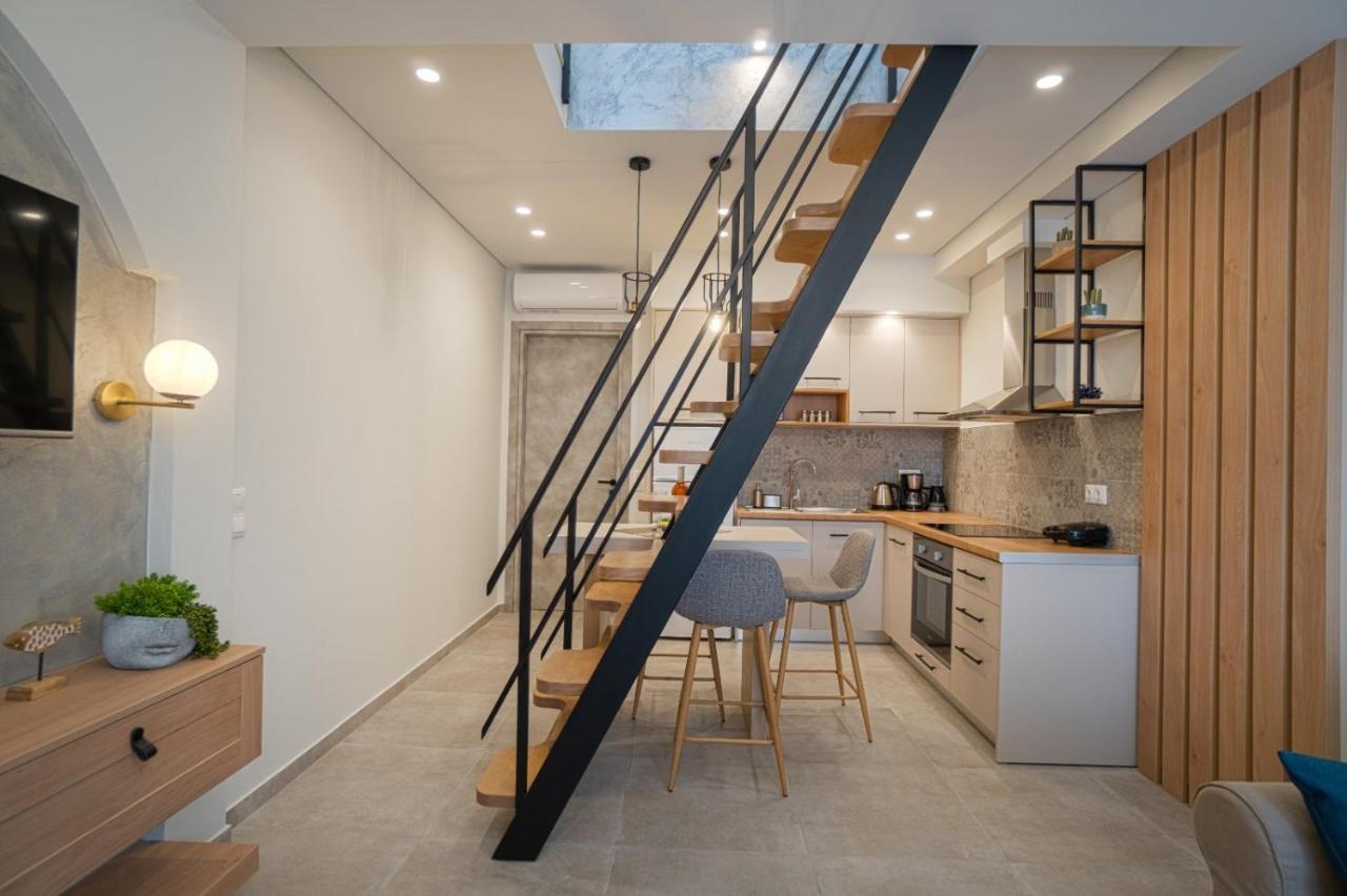 Jacuzzi Maisonette In Sfakia Center 'New 2023' Apartment Khóra Sfakíon Exterior foto