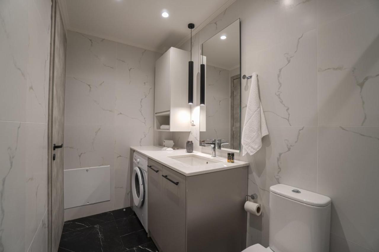 Jacuzzi Maisonette In Sfakia Center 'New 2023' Apartment Khóra Sfakíon Exterior foto